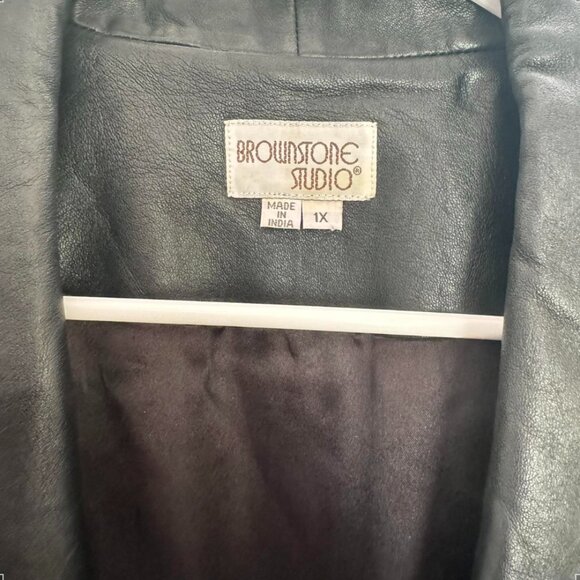 Vintage Brownstone Studio Black Genuine Leather Oversized Jacket – Bold, Timeles - Picture 2 of 4